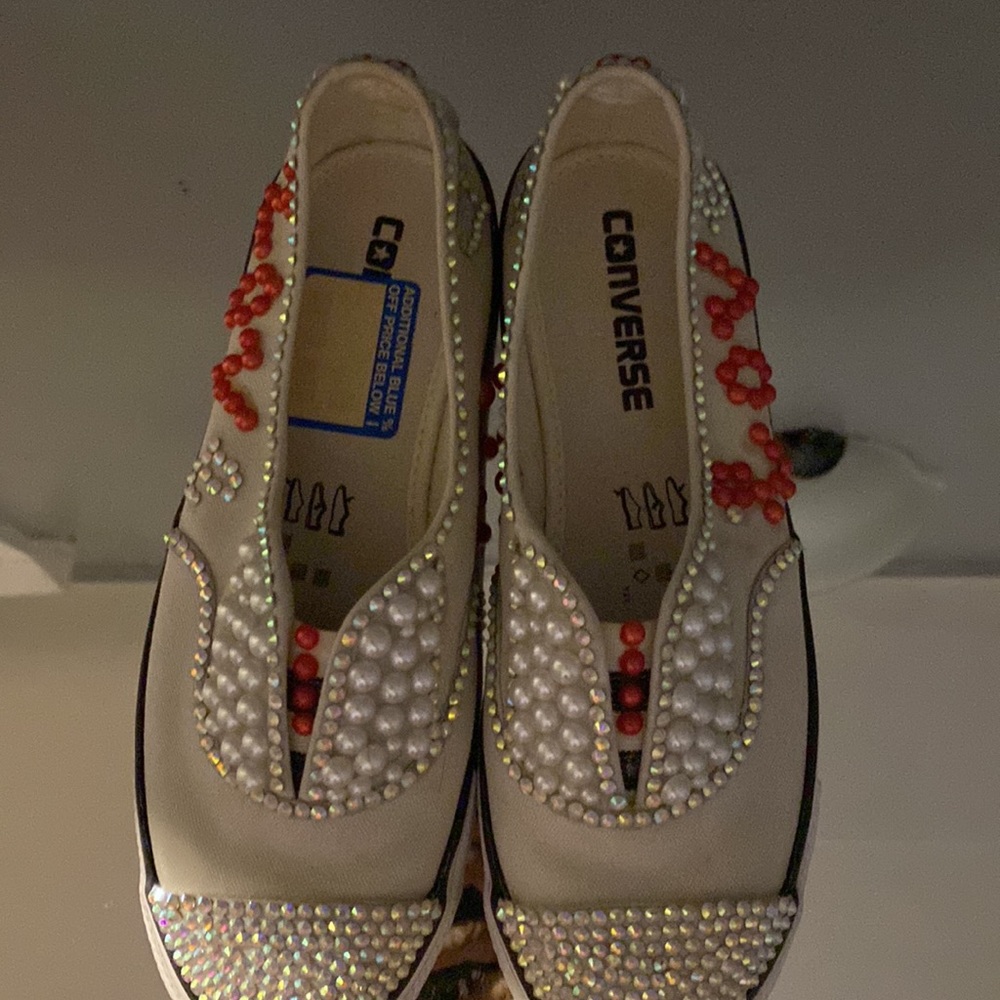 Converse - Picture 7 of 8